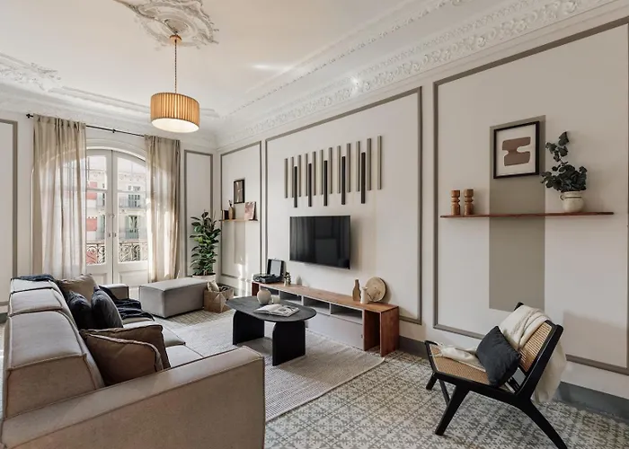 Kaftan - 5 Bedrooms And Balcony In Eixample Dreta Daire *