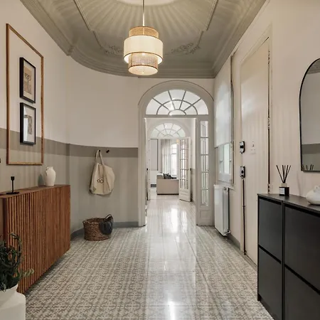 Apartment Kaftan - 5 Bedrooms And Balcony In Eixample Dreta