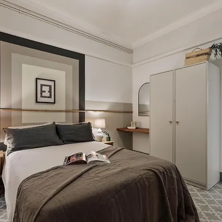 Apartment Kaftan - 5 Bedrooms And Balcony In Eixample Dreta Barcelona