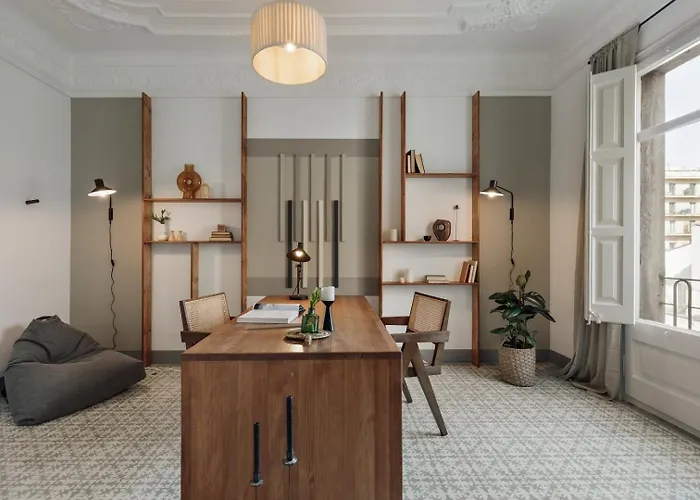 Kaftan - 5 Bedrooms And Balcony In Eixample Dreta